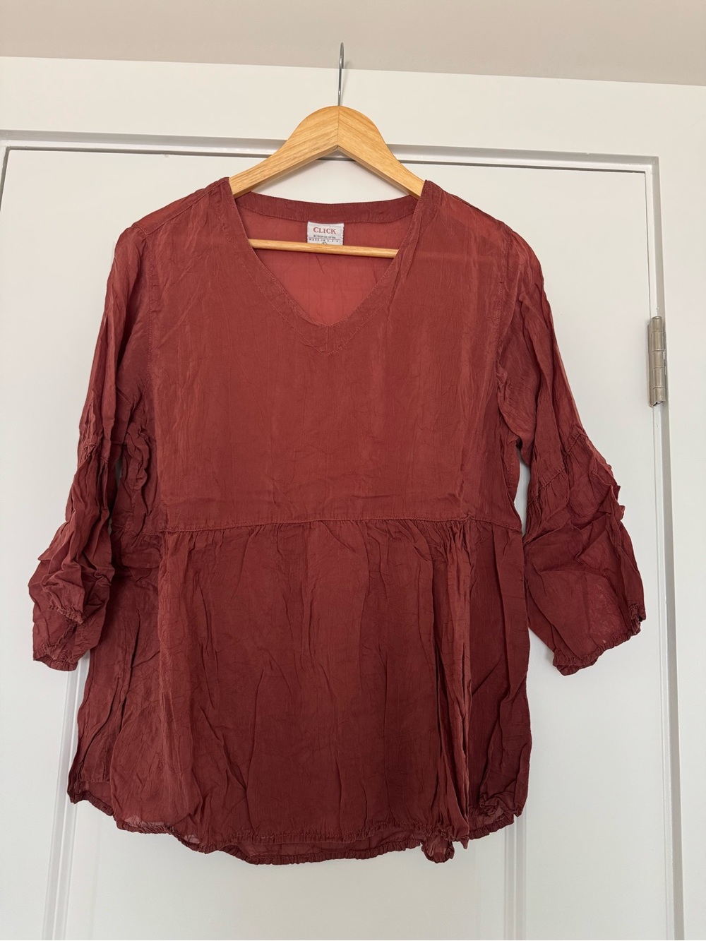 Lightweight V-Neck Peasant Tunic in Rust